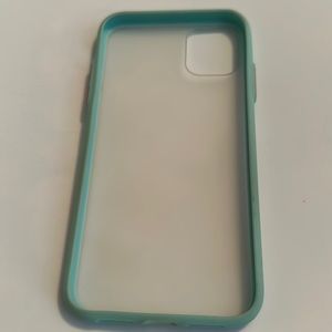 iPhone 11 plain case. Clear and mint color. Very cute. Great! Condition.